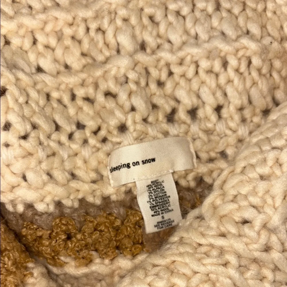 Vintage Anthropologie Y2K Sleeping On Snow Floral Knit Cardigan with Hood Small
